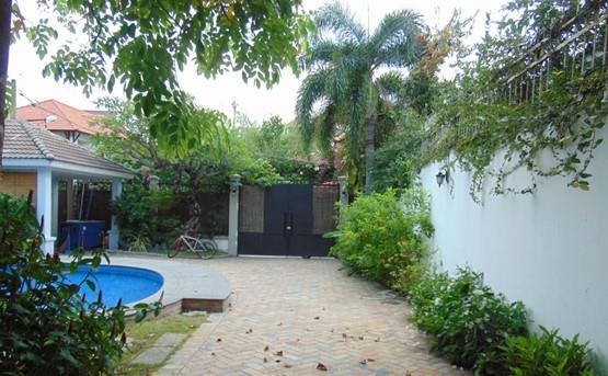 villa forr rent in district 2 D220098 (2)
